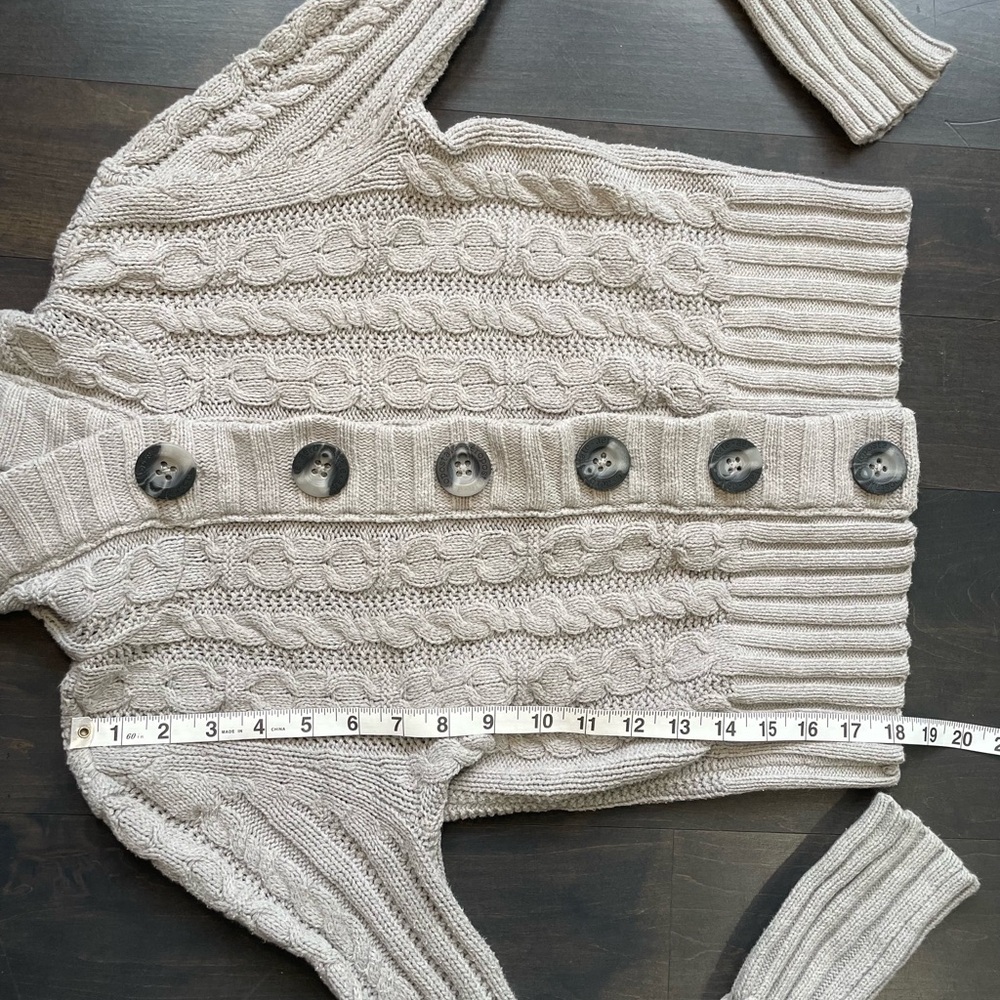 Y2K Aeropostale Women's Cable Knit Sweater size medium - Picture 10 of 12